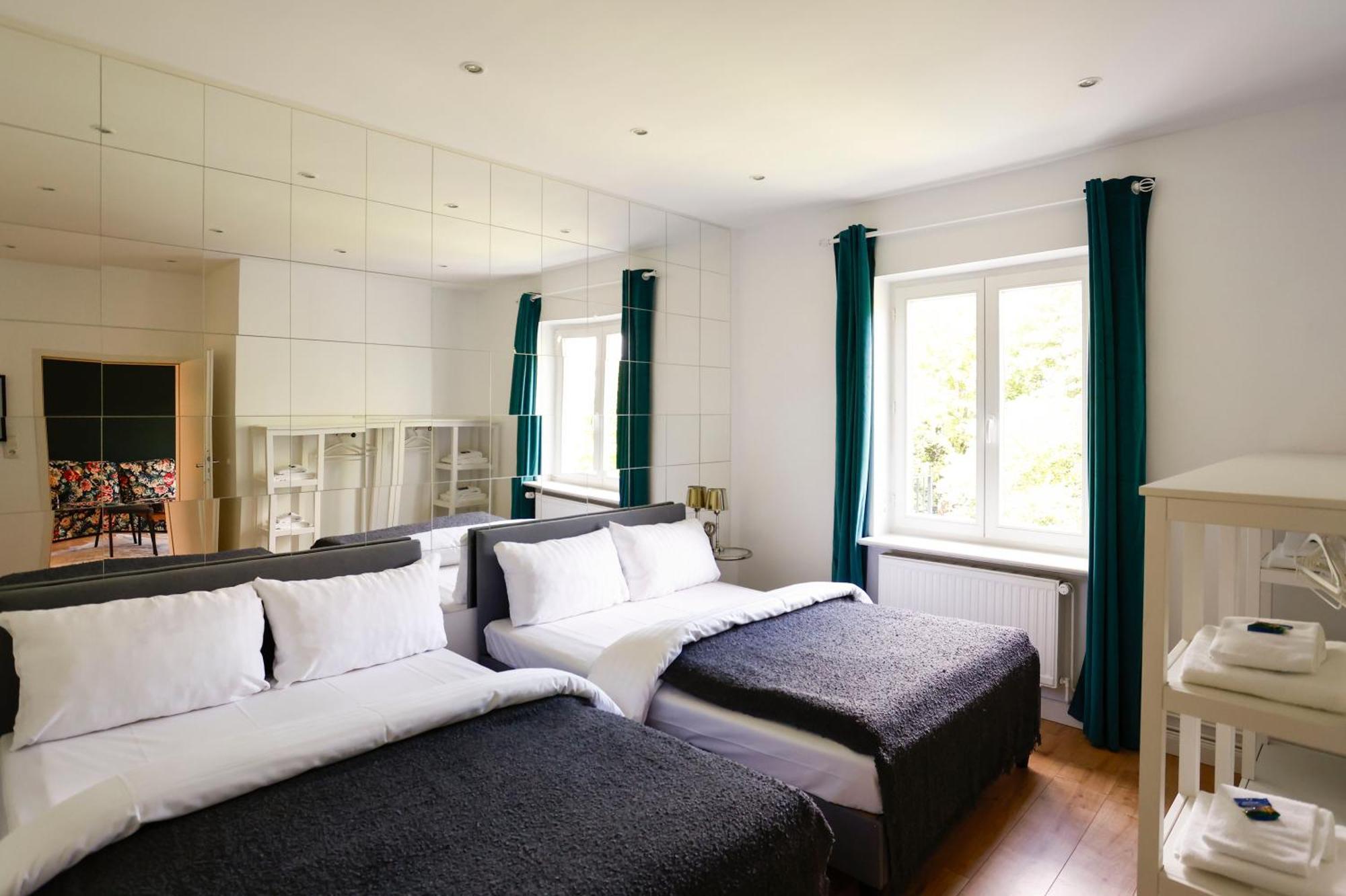 Sleephotels Alsterroom Hamburgo Exterior foto