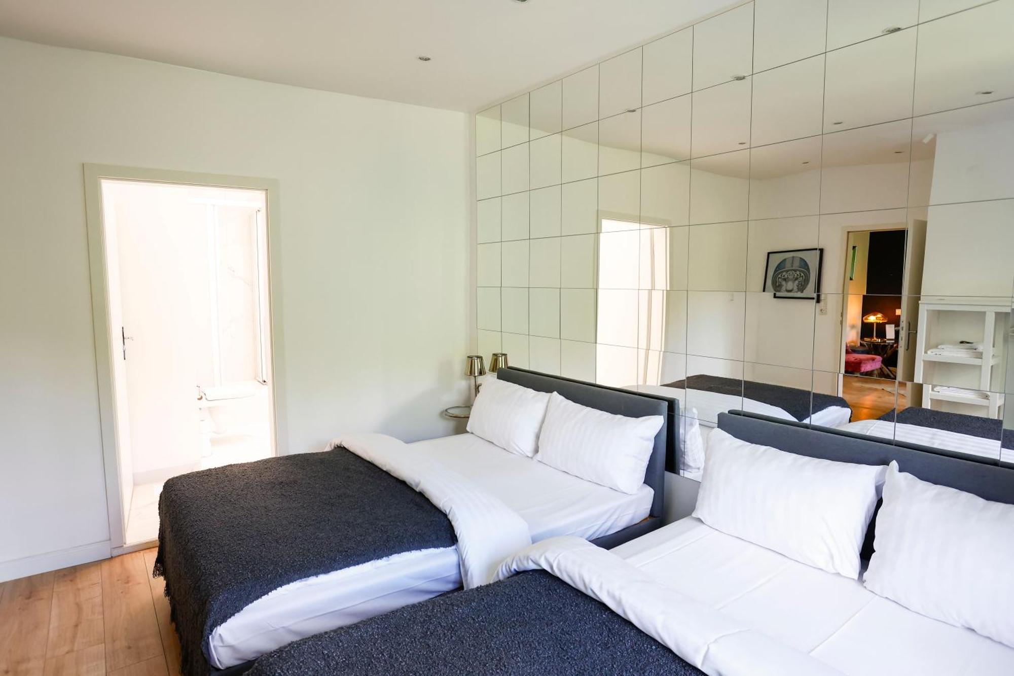 Sleephotels Alsterroom Hamburgo Exterior foto